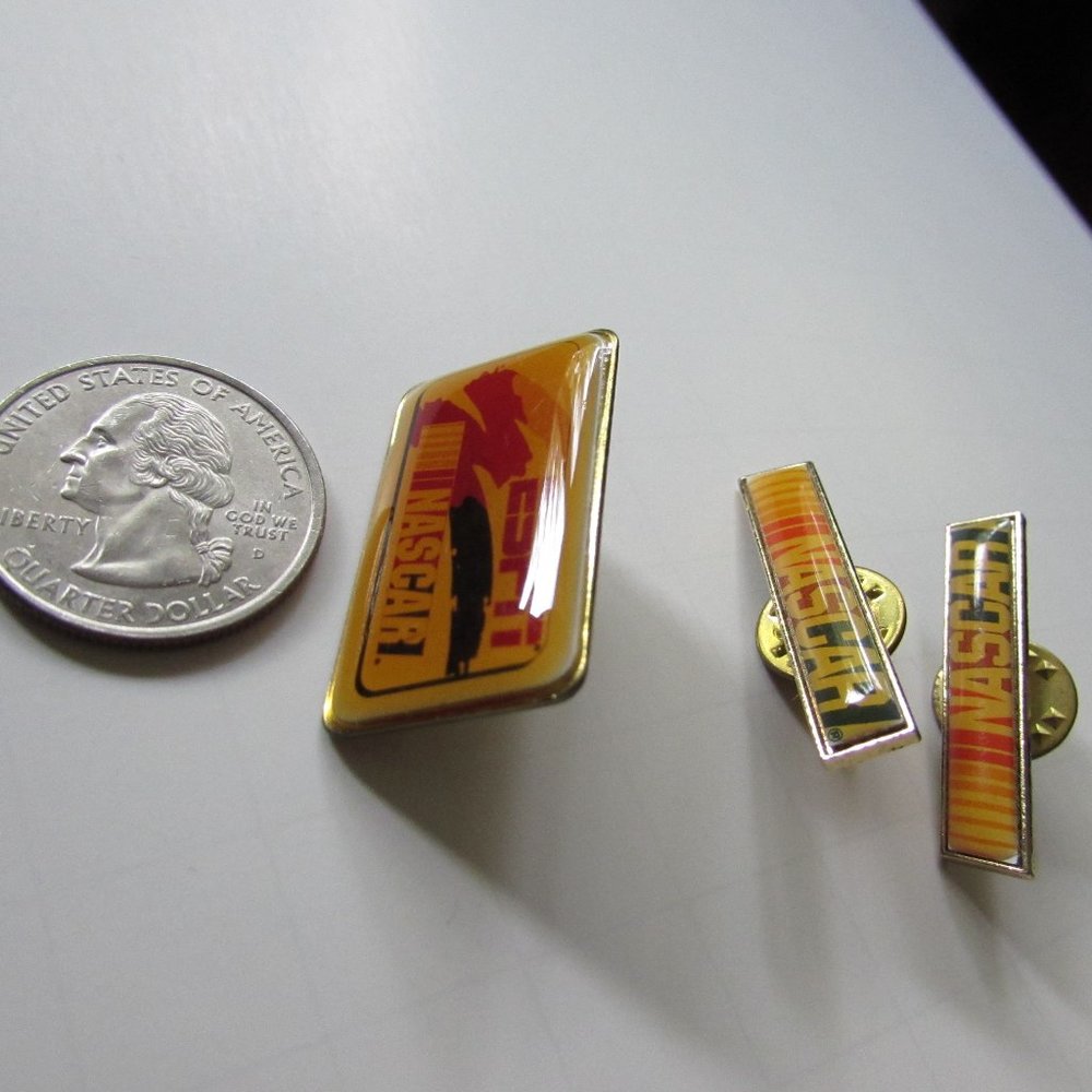 NASCAR Pins - Picture 3 of 15